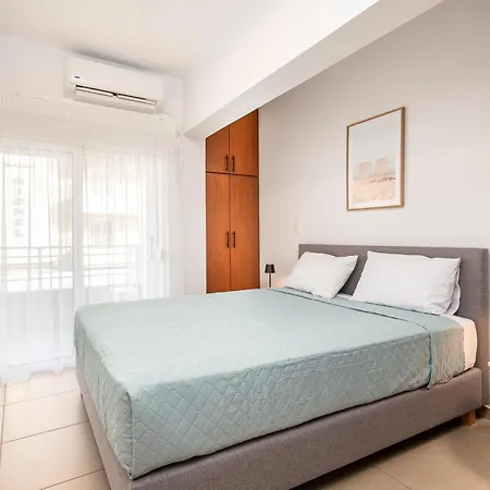 Gaia 2 - 5 Min To Beach Apartment *